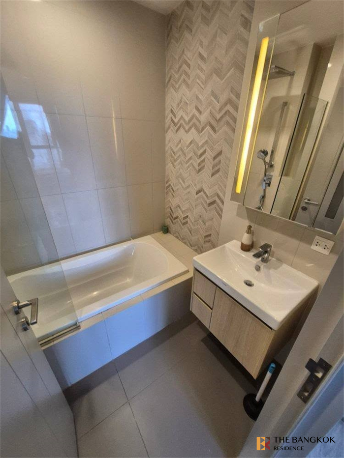 picture Oka Haus Sukhumvit 36  Looking for an owner for this special unit - 3/9