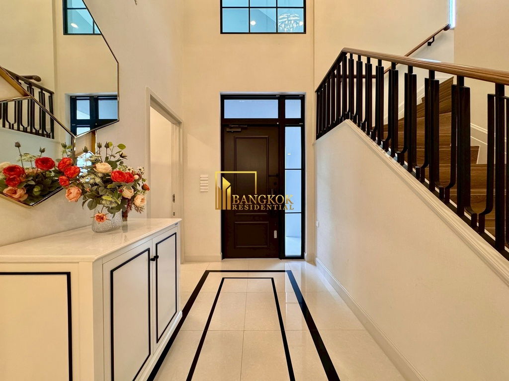 รูป Nantawan Rama 9-Krungthepkreetha | Gorgeous 4 Bed Luxury House For Sale - BR28237SH - รูปที่ 9/66