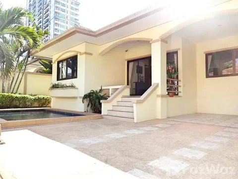 วิลล่าให้เช่า 3 ห้องนอน ในโครงการ Adare Villas 28717