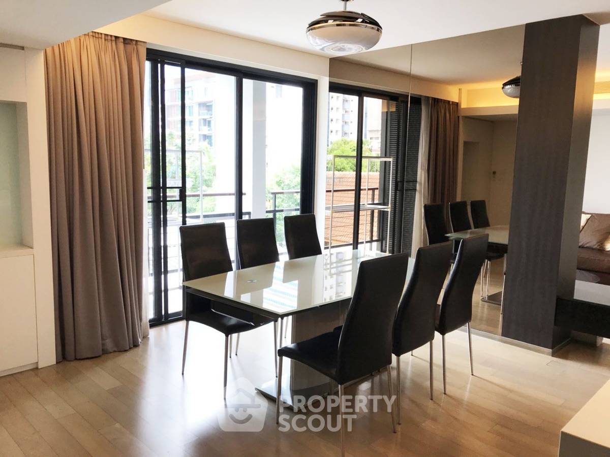 picture 2-BR Condo at Mode Sukhumvit 61 near BTS Ekkamai (ID 1364576) - 3/17