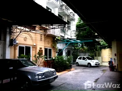 Houses for rent Bang Rak : 1 Bedroom House for rent in Bang Rak, Bangkok  1048274