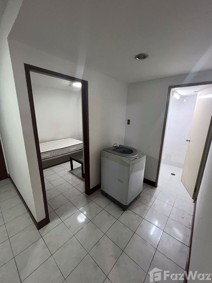 รูป คอนโดให้เช่า 4 ห้องนอน ในโครงการ บ้าน สวนเพชร 5371499 - รูปที่ 28/29