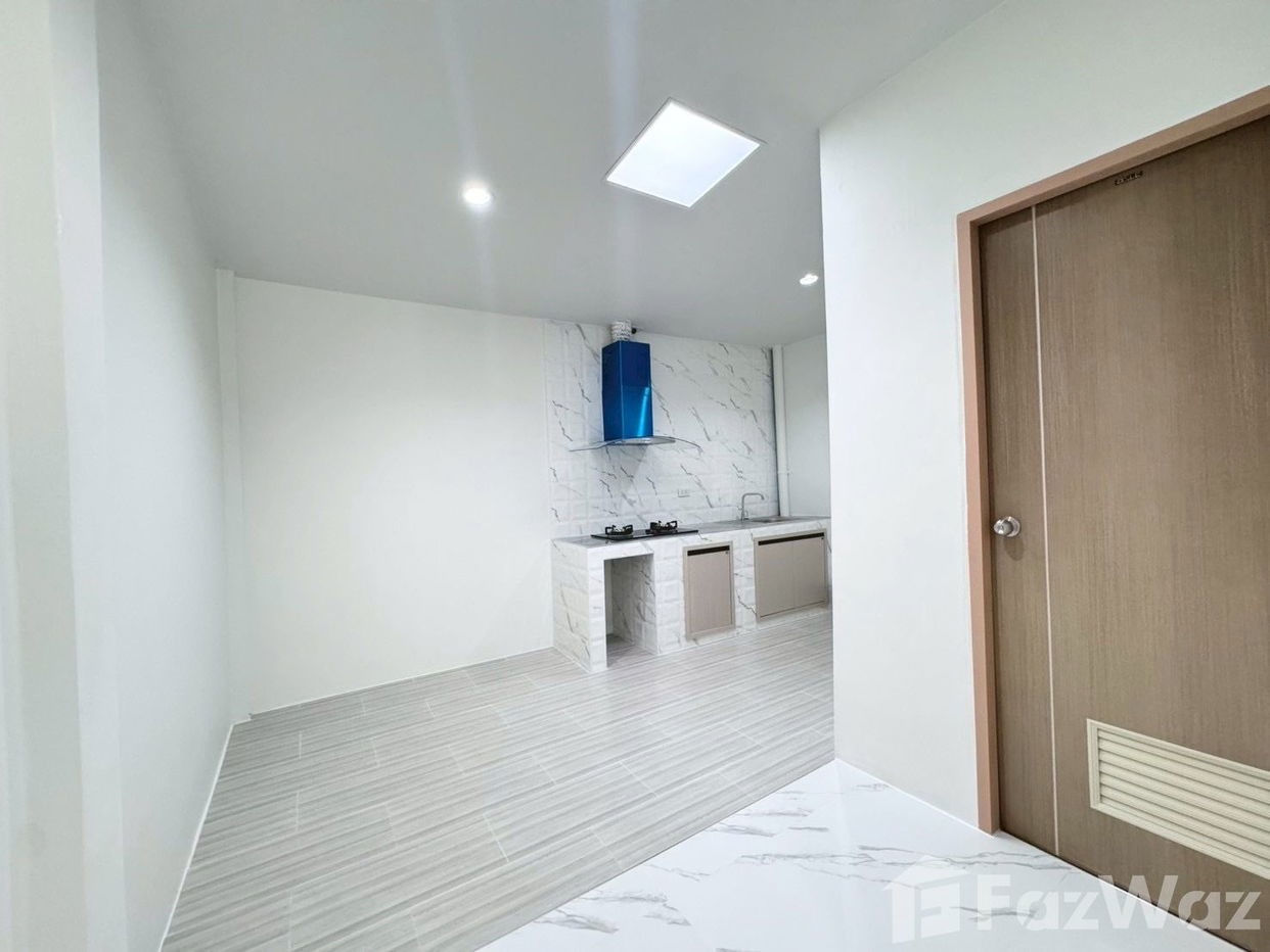 picture 2 Bedroom Townhouse for sale in Wichit, Phuket  5670676 - 6/17