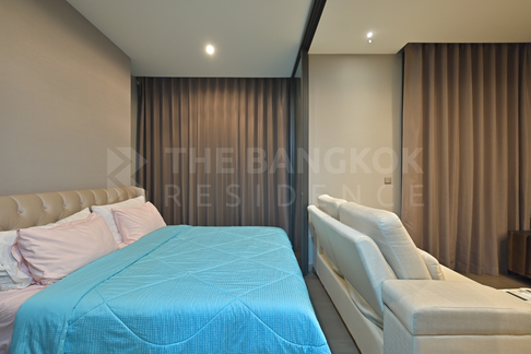 Big discount, full deal THE ESSE at SINGHA COMPLEX near MRT Phetchaburi Station
