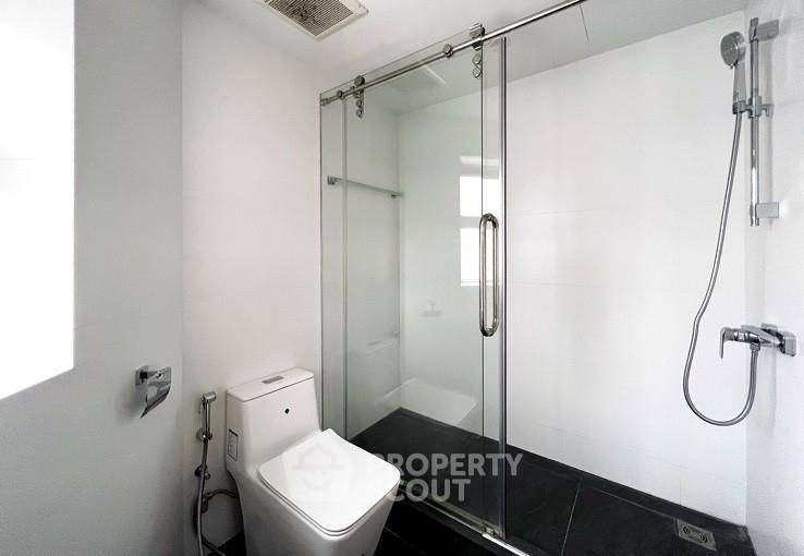 picture 3-BR Condo at All Seasons Mansion Condominium near BTS Phloen Chit (ID 2313730) - 14/25