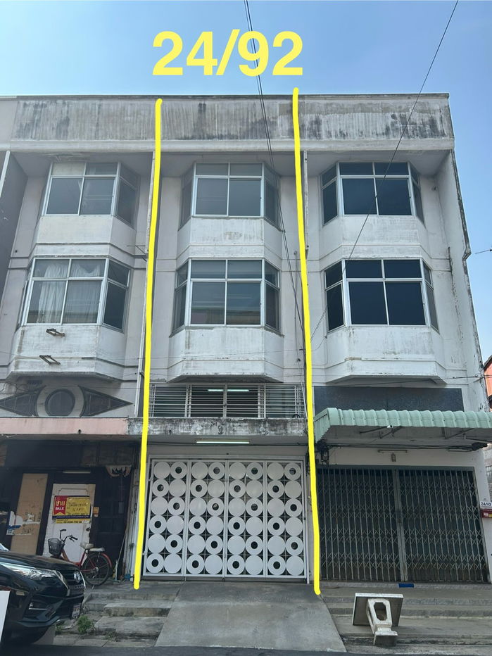 รูป P ขายทาวน์เฮาส์ 3.5 ชั้นหมู่บ้านอยู่เจริญ 16 ตารางวา - รูปที่ 1/20