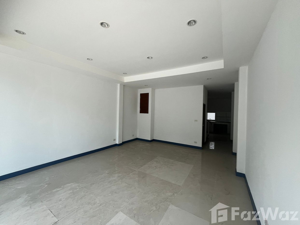 picture 4 Bedroom Townhouse for sale in Bo Phut, Surat Thani  5577203 - 2/16