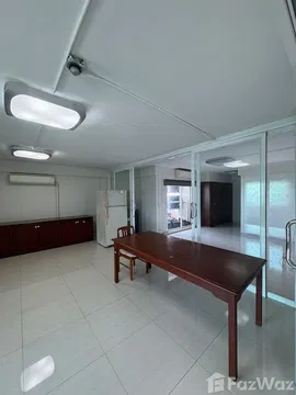 SILOM ROAD 30TH BANGKOK PROPERTY 5668120