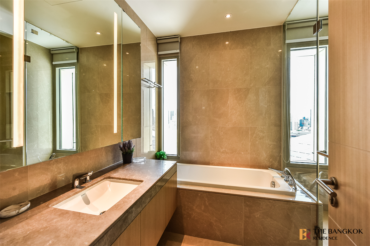 picture Magnolias Waterfront Residences @ ICONSIAM near null Charoen Kakhon Station Luxury Condo at Special Price - 5/10