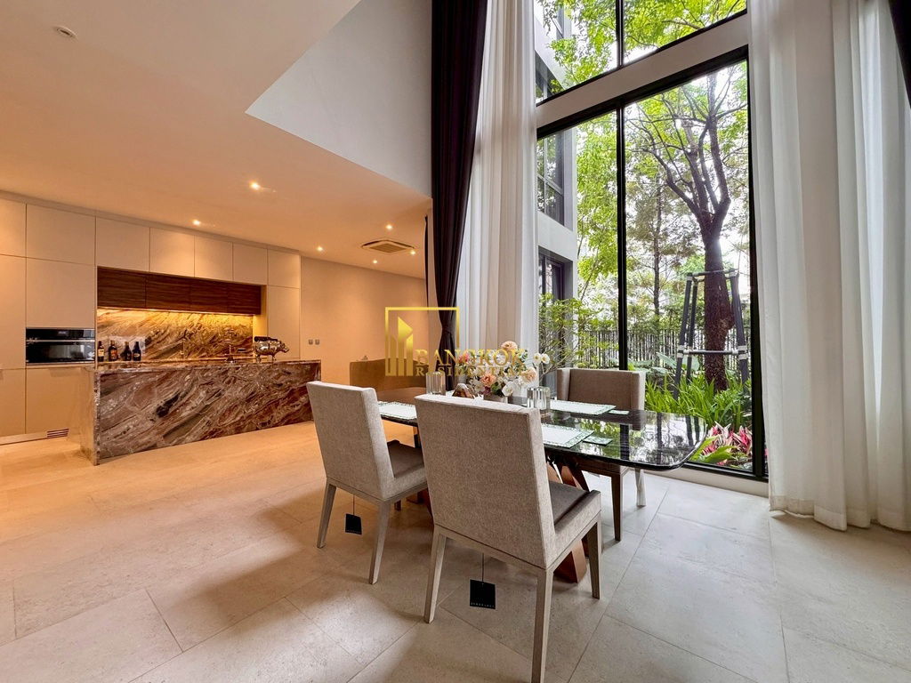 รูป Bugaan Pattanakarn | Elegant 4 Bed House in Pattanakarn Area - BR28255SH - รูปที่ 11/65