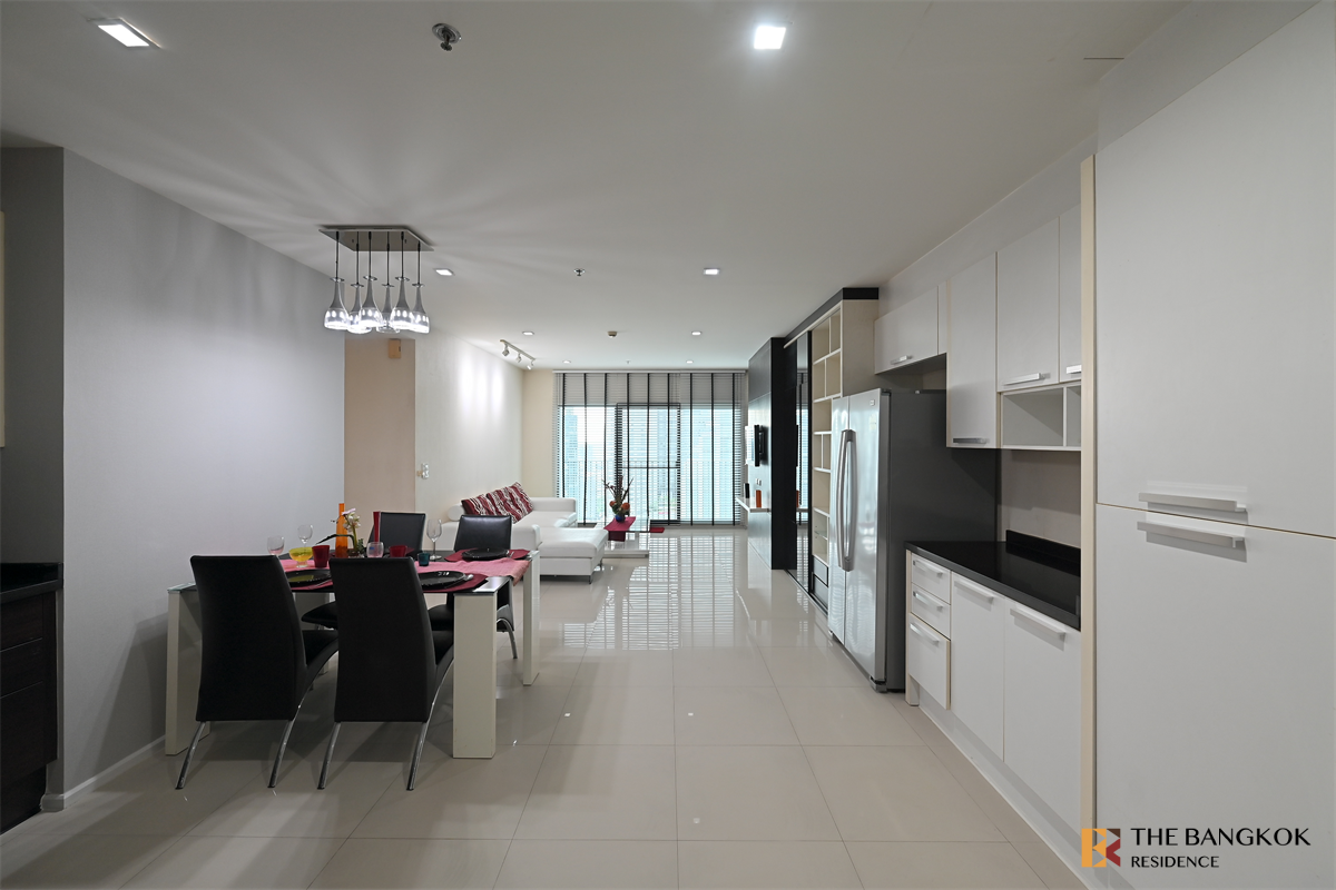 picture Noble Remix Condo in Central City at an Affordable Price near BTS Thong Lo - 7/10