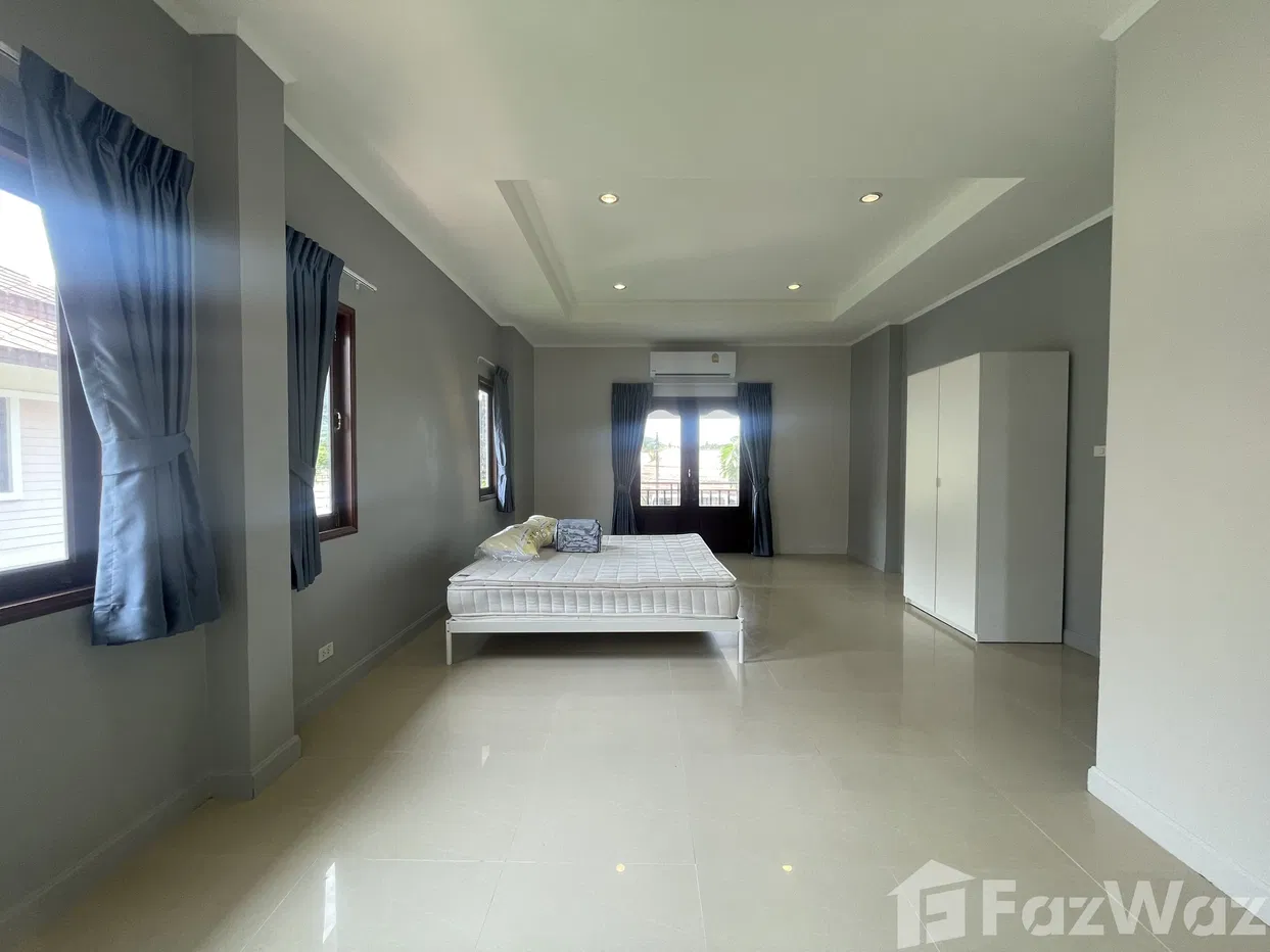 picture Two Story Four Bedroom Family Home With Maids Room 5720572 - 12/18