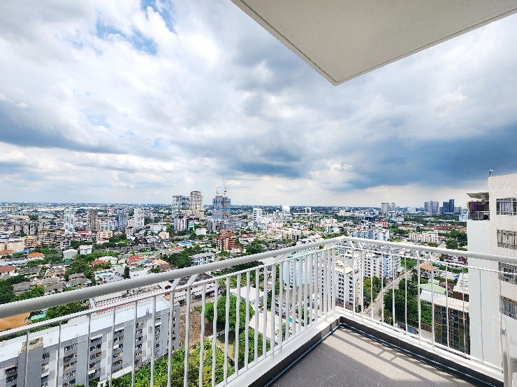 รูป ห้องที่วิวสวยที่สุดในโครงการฝักข้าวโพด ได้มาอยู่ในโพสต์นี้แล้ว 2 นอน 1 น้ำ ที่วิวหายาก สวยแบบไม่มีอยู่จริง 
 - รูปที่ 13/13