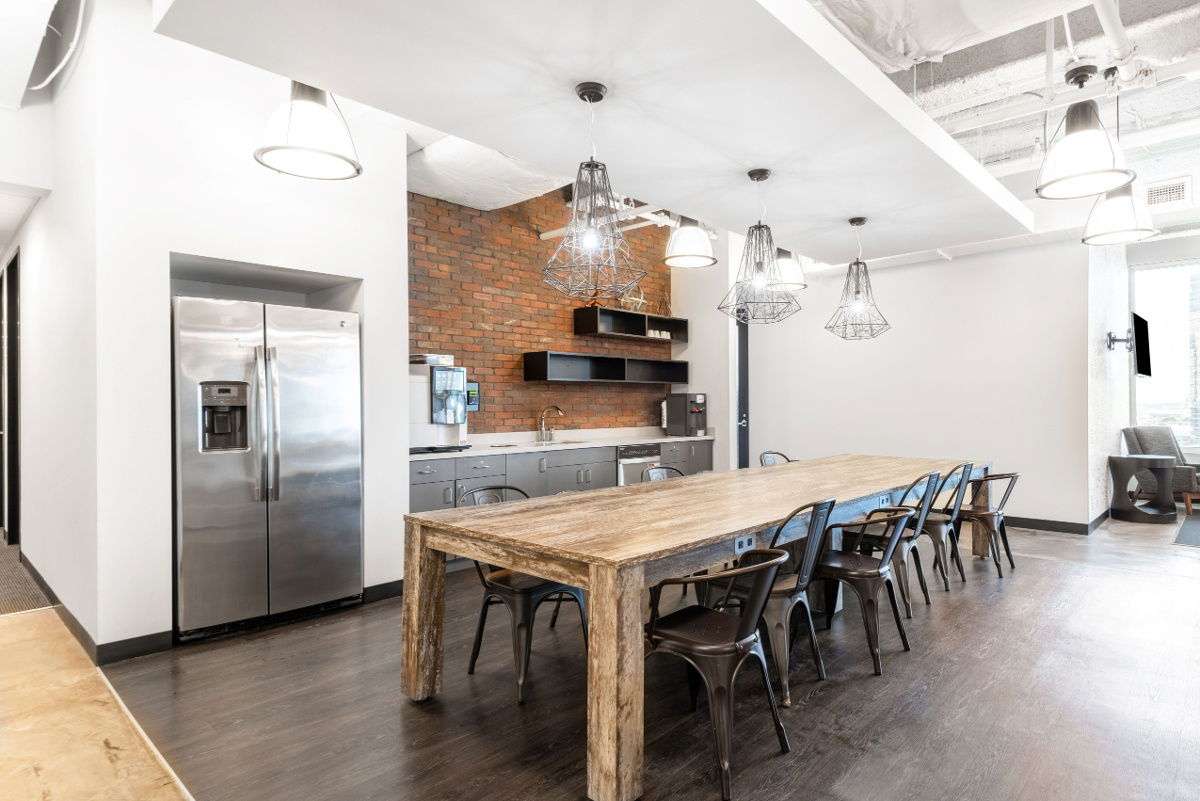 picture Move into ready-to-use open plan office space for 10 persons in Regus Brighton Grand - 6/6