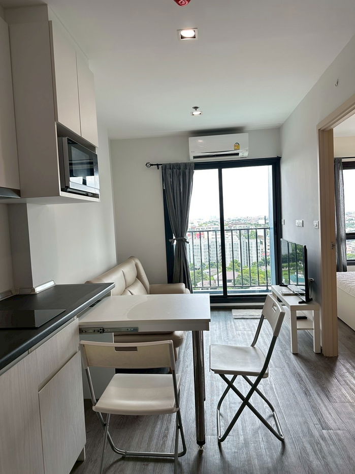 picture 🛋️💗 Clean room, fully furnished, Airport Link view, near Stamford University💗🛋️ Rich Park @Triple Station🔥🔥ID : @471ovhib 📲 - 13/16