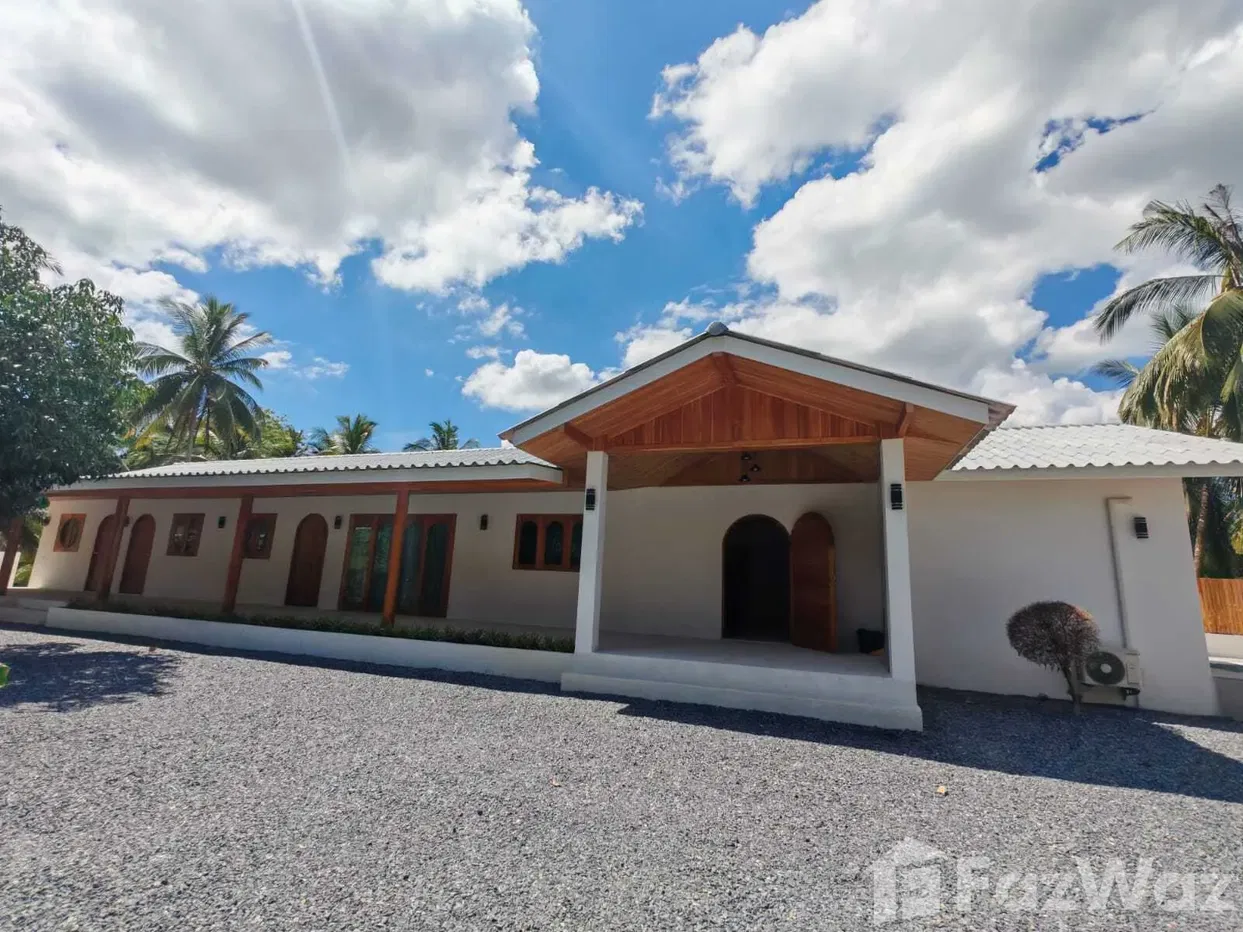 รูป วิลล่าให้เช่า 6 ห้องนอน ใน มะเร็ต, สุราษฎร์ธานี 5367058 - รูปที่ 1/50