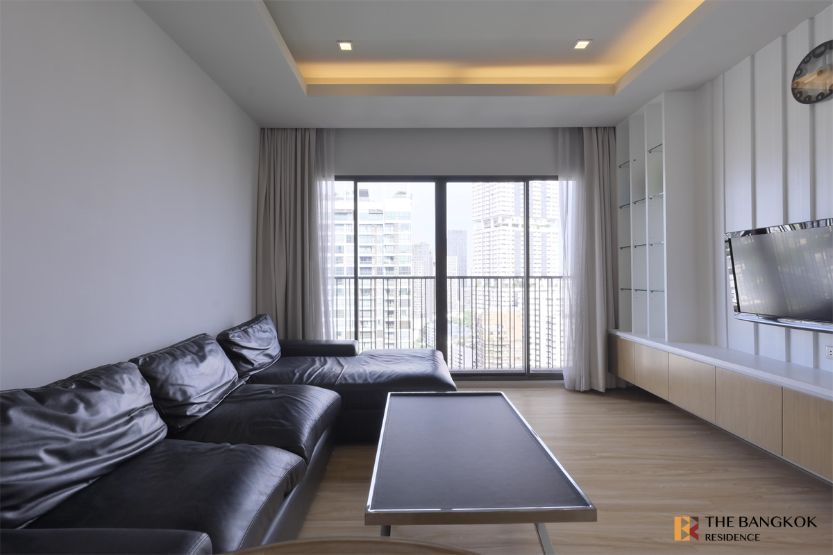 picture Noble Refine near BTS Phrom Phong Premium Unit Close to All Conveniences - 1/10