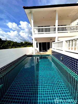 Houses for sale Wiset Road Phuket : 3 Bedroom Villa for sale in Rawai, Phuket  1791086