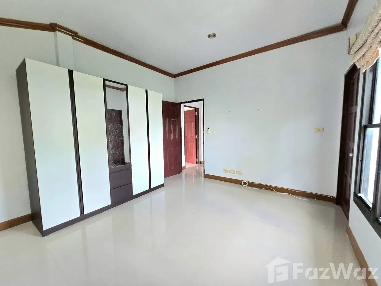 picture 3 Bedroom Villa for sale in Chalong, Phuket  5685096 - 10/15