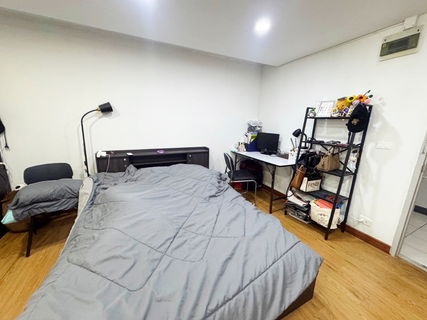 ขายถูกสุดๆ คอนโด เรวดีเพลส ใกล้รถไฟฟ้าศูนย์ราชการนนทบุรี เพียง 2 นาที ขนาด 26.29 ตร.ม. ชั้น 9 ทำเลดีสุดๆ สามารถทะลุออกได้หลายเส้นทาง