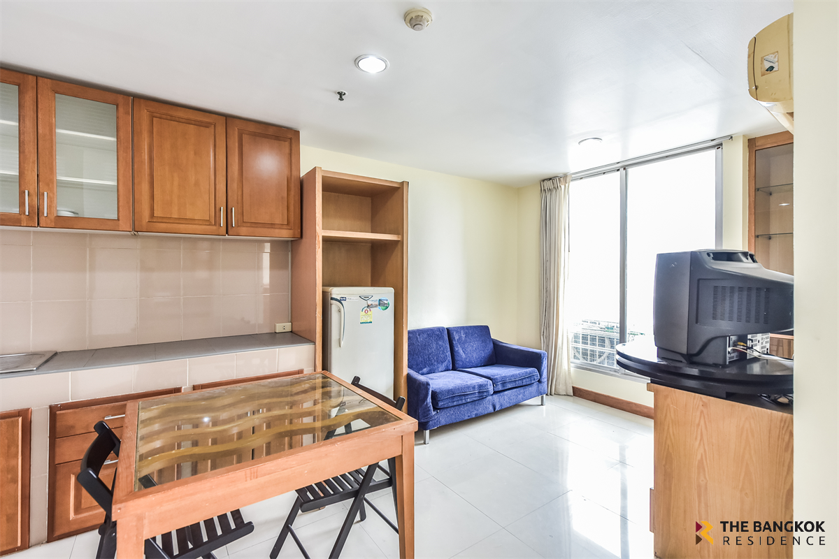 picture Hurry to book!! Popular rare units Baan Pathumwan near Airport Rail Link Phaya Thai Station - 3/10