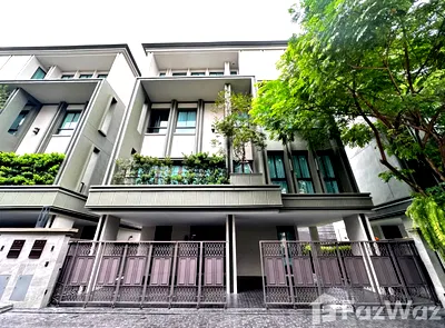 Houses for rent Bangkok University : 4 Bedroom House for rent at Lavista Ekkamai 10  5730502