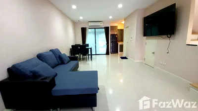 Townhouses for sale Ramkhamhaeng Road : 3 Bedroom Townhouse for sale at Baan Klang Muang Rama 9 - Ramkhamhaeng  1162492
