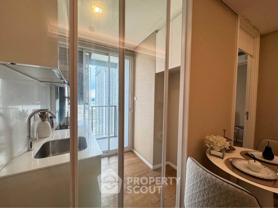 picture 1-BR Condo at The Saint Residences near MRT Phahon Yothin (ID 2314485) - 7/12