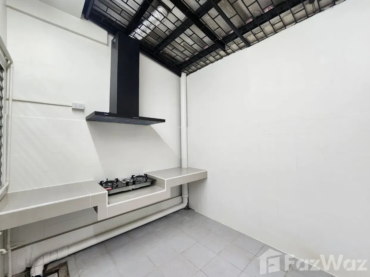 รูป บ้านเดี่ยวให้เช่า 6 ห้องนอน ใน ห้วยขวาง, กรุงเทพมหานคร 5701864 - รูปที่ 26/27