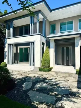 บ้านเดี่ยวให้เช่า 4 ห้องนอน ในโครงการ เพอร์เฟค มาสเตอร์พีซ พระราม 9 5721458