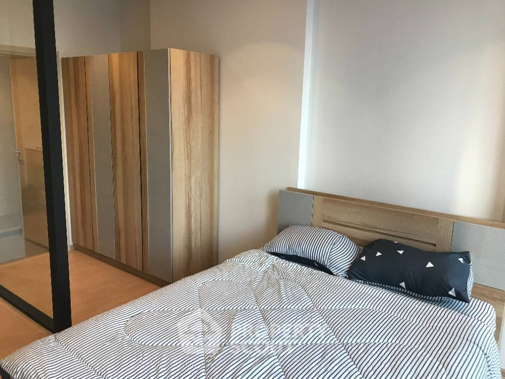 picture 1-BR Condo at Maru Ekkamai 2 near BTS Ekkamai (ID 806790) - 8/15