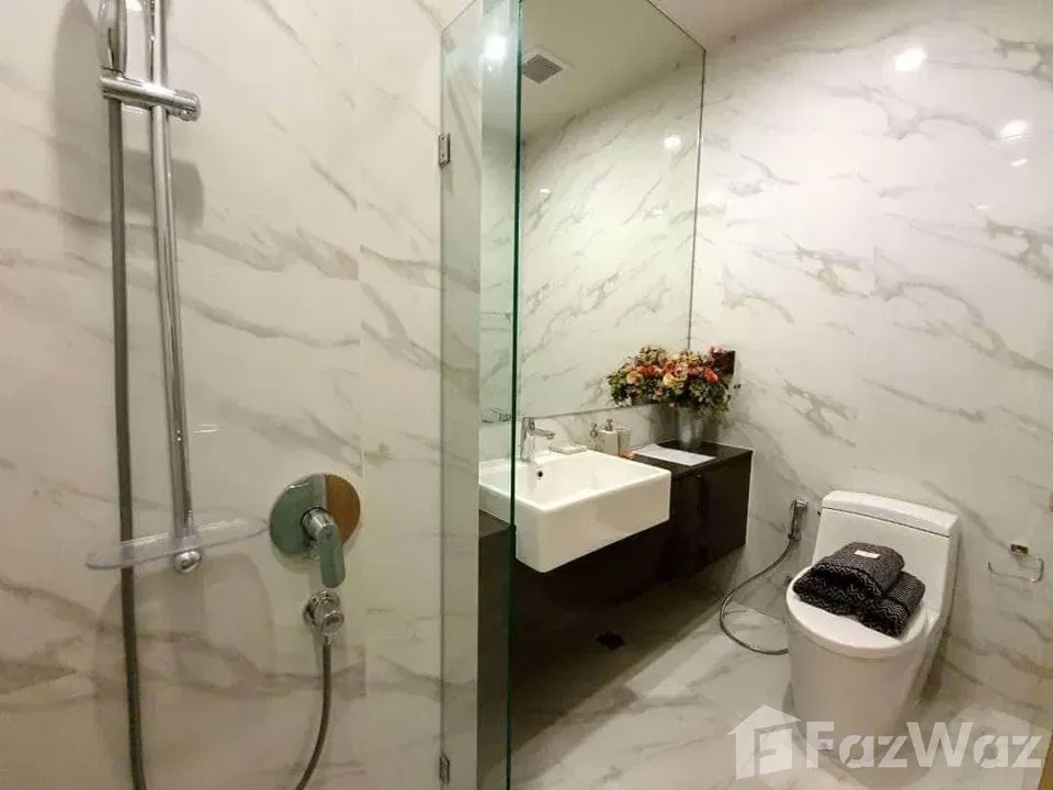 picture 1-Bedroom Condo for Sale at Noble BE19, Prime Location 1935868 - 9/10