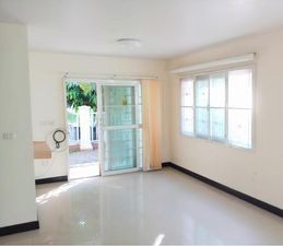 picture Single house for rent near Don Mueang Airport - 2/6