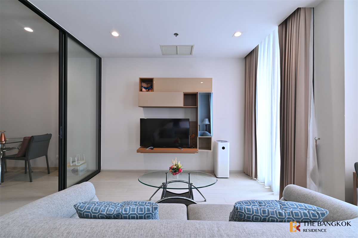picture Noble Ploenchit near BTS Phloen Chit Easy Travel, Fully Utilized Space - 6/10