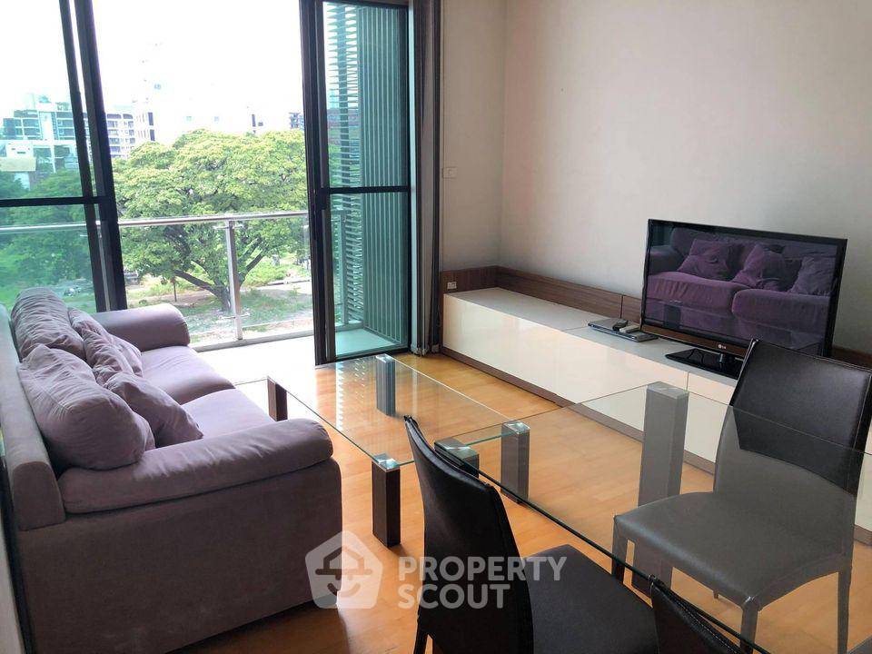 รูป คอนโด 2-ห้องนอน ที่ อิสสระ แอท 42 สุขุมวิท คอนโดมิเนียม ใกล้ BTS เอกมัย (ID 494487) - รูปที่ 1/4