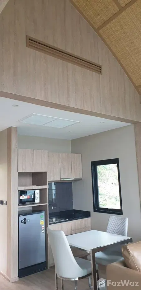 picture Living the Suite Life: Casa del Rey for 41 SqM at Patong Bay Ocean View 1169550 - 9/12