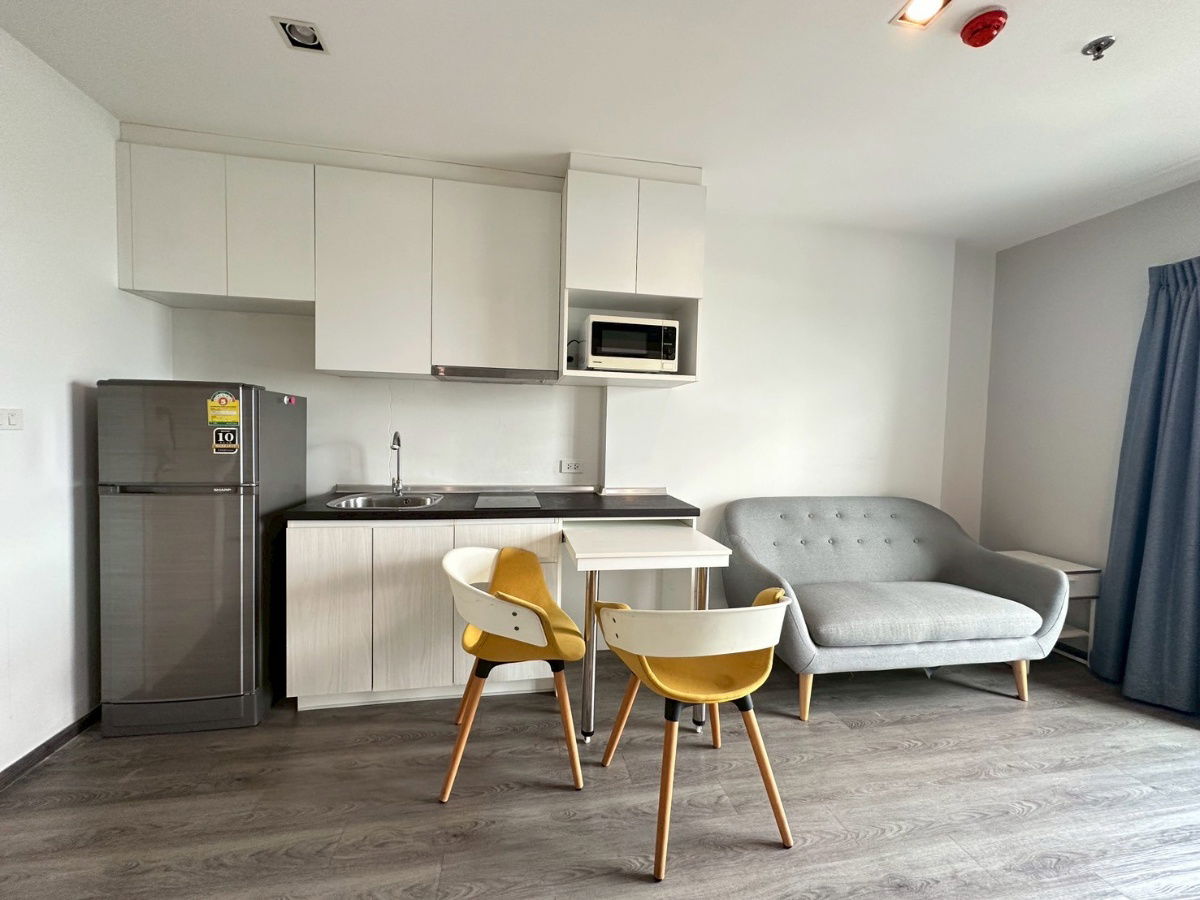 picture 🛋️💗 Large corner room, fully furnished Near Stamford University💗🛋️ Rich Park @Triple Station🔥🔥ID : @471ovhib 📲 - 7/16