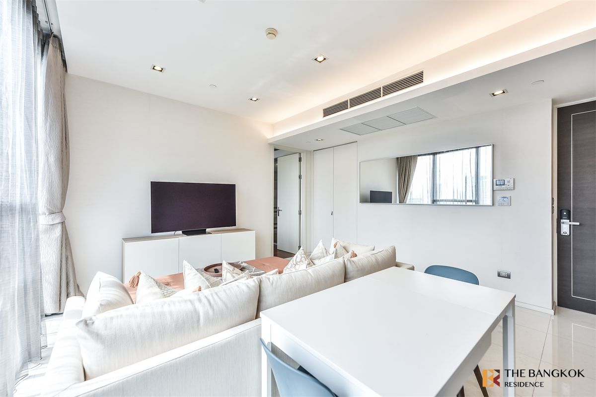 picture Location Near Employment, Surrounded by Lifestyles The Bangkok Sathorn near BTS Surasak - 1/10