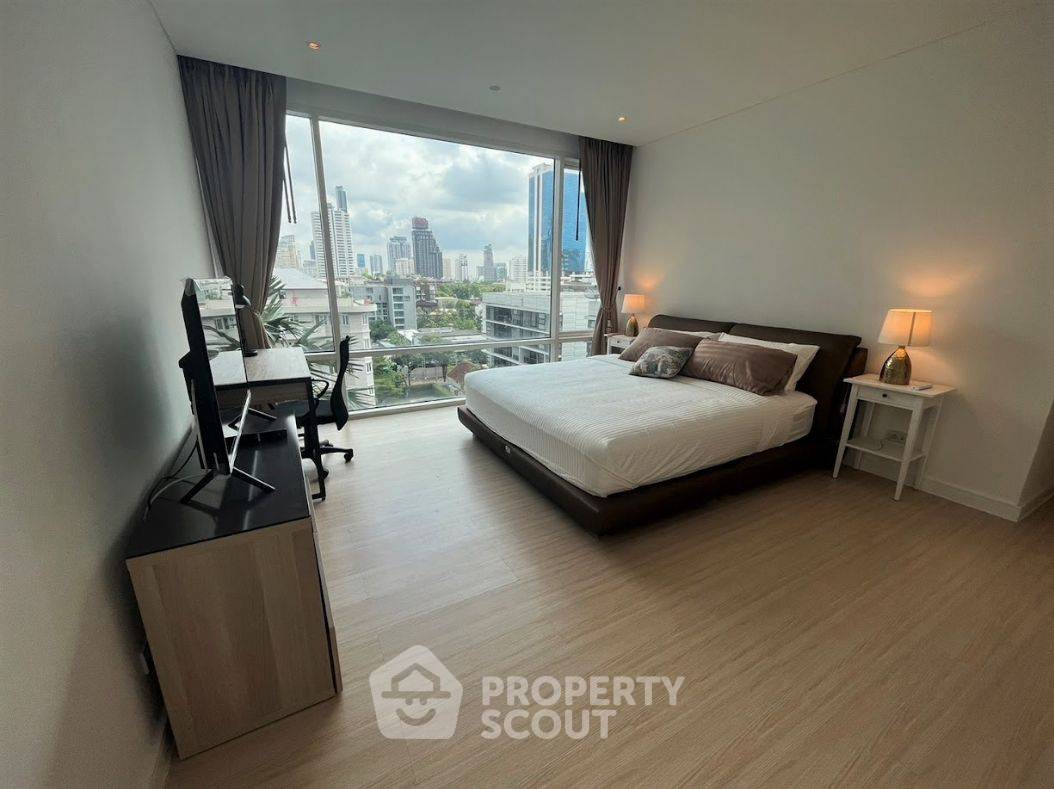 picture 2-BR Condo at Fullerton Sukhumvit near BTS Ekkamai (ID 1521182) - 4/15