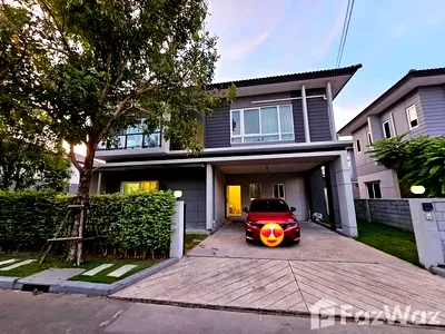 Houses for sale : 4 Bedroom House for sale at Centro Bangna-Wongwaen  5724817