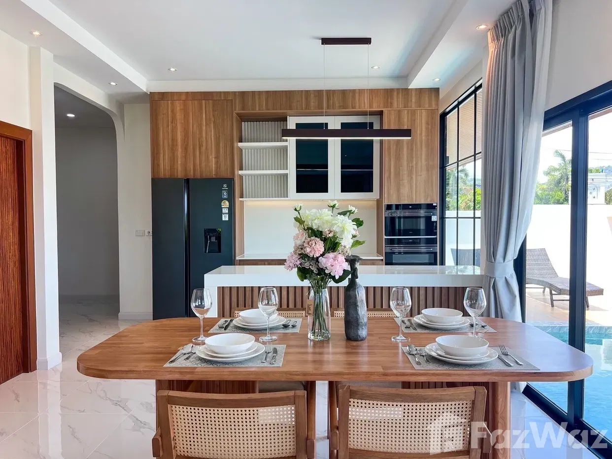 picture 3 Bedroom Villa for sale in Rawai, Phuket  2043838 - 2/64