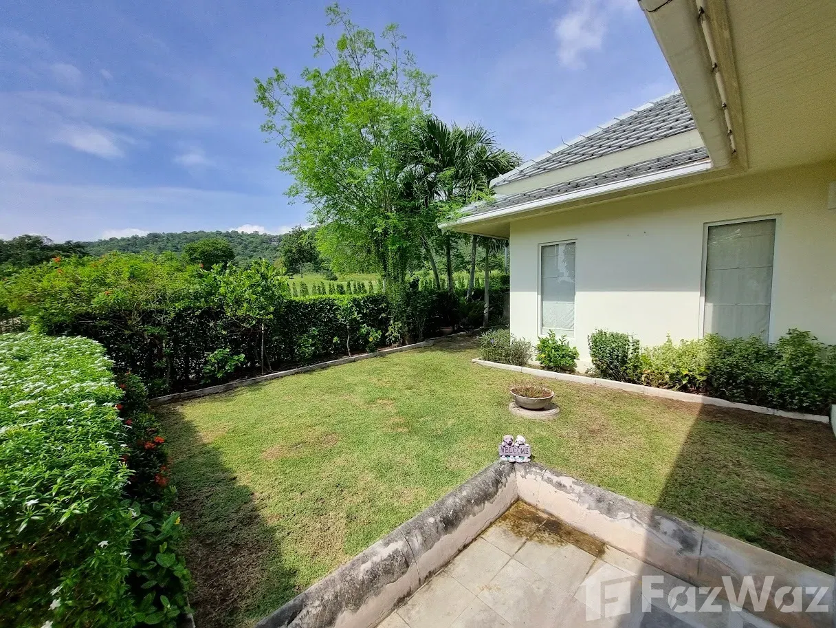 picture 3 Bedroom Pool Villa for Sale in Black Mountain Gold Course 1973728 - 2/24