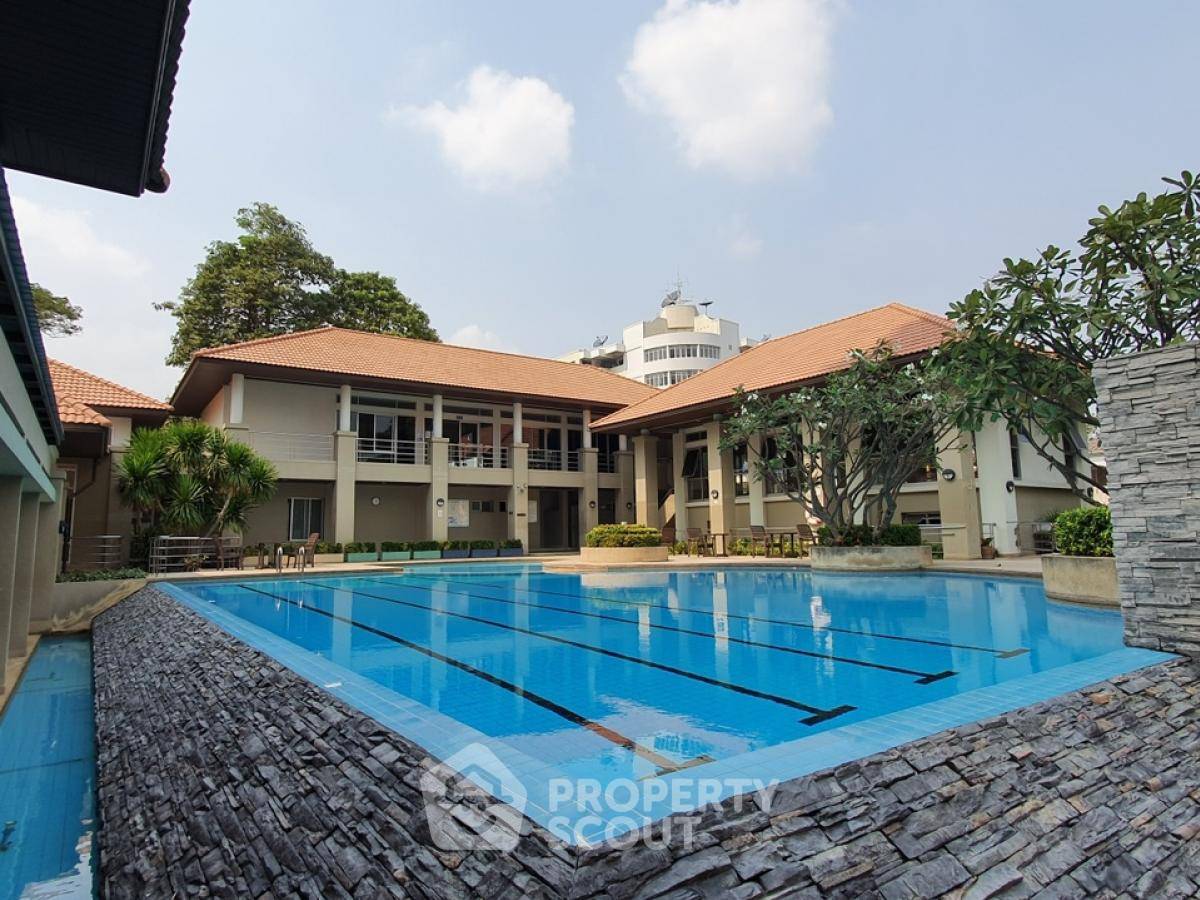 picture Studio Condo at Lumpini Place Phahol-Saphankhwai near BTS Saphan Khwai (ID 2031891) - 19/19