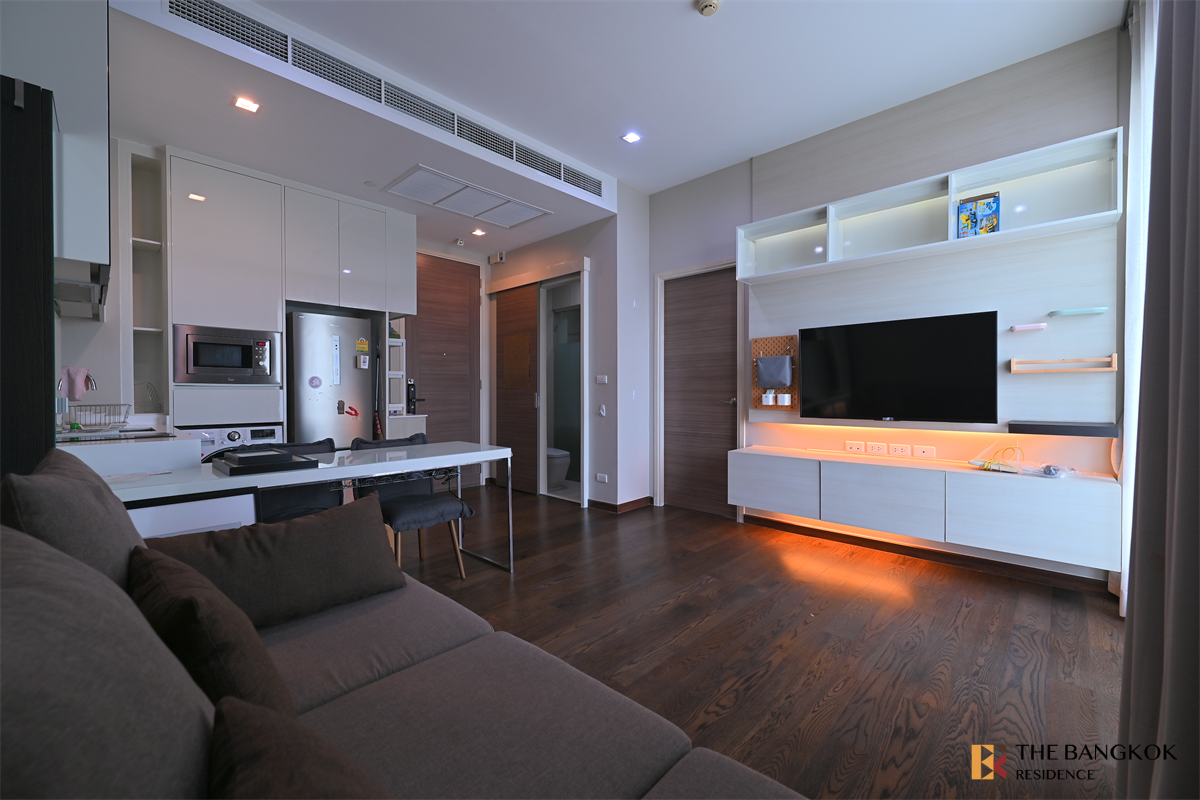 picture Popular units sell out fast Q Asoke near MRT Phetchaburi Station - 3/9
