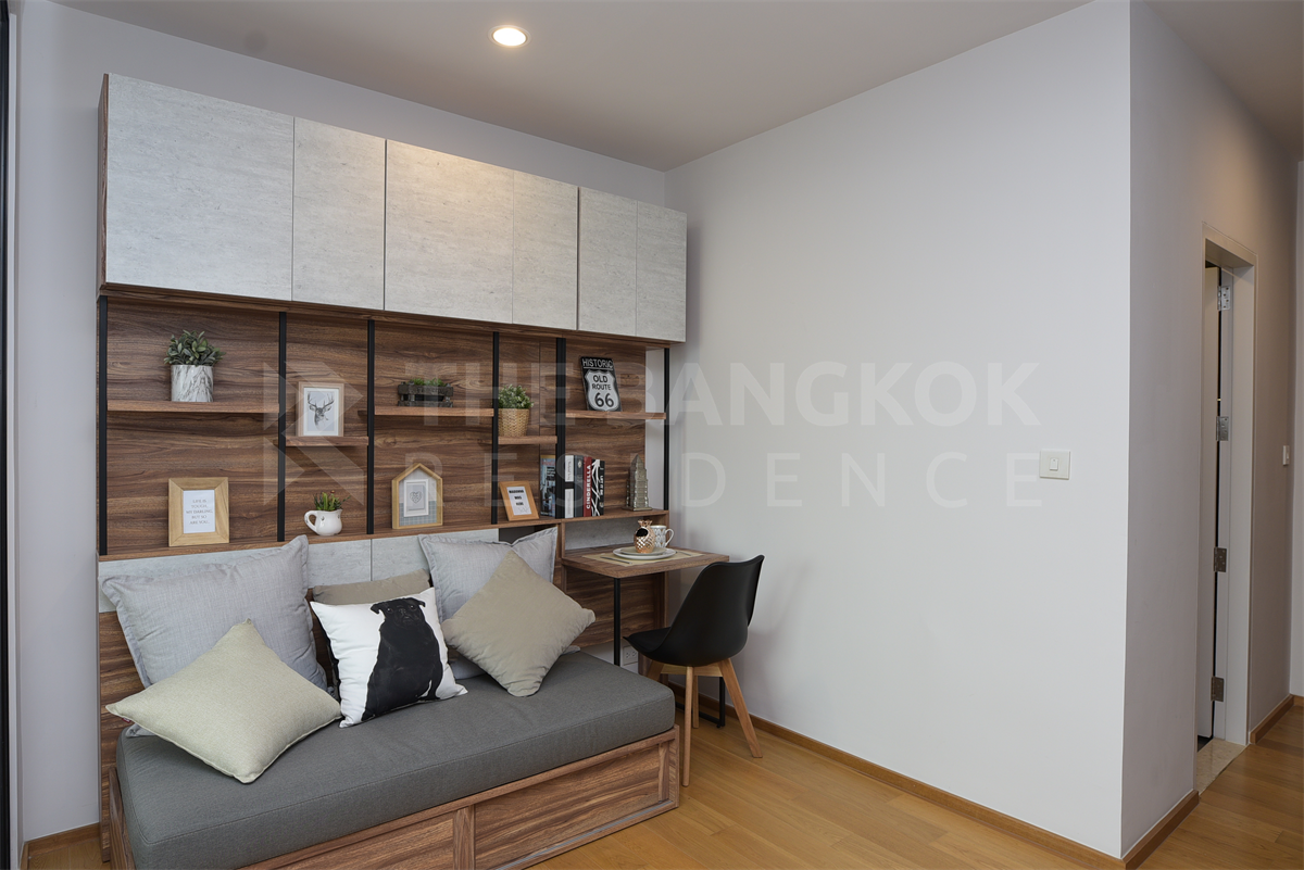 picture Condo in Central City at an Affordable Price Noble Revo Silom near BTS Surasak - 5/10