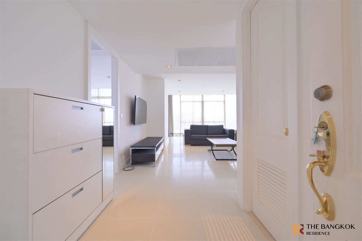 picture Athenee Residence Ultimate Luxury Lifestyle with Convenience near BTS Phloen Chit - 2/10