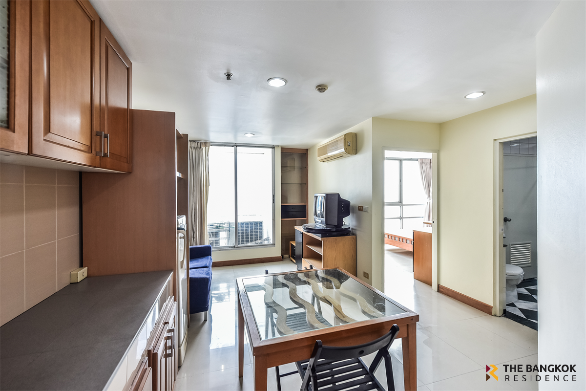 picture Hurry to book!! Popular rare units Baan Pathumwan near Airport Rail Link Phaya Thai Station - 1/10