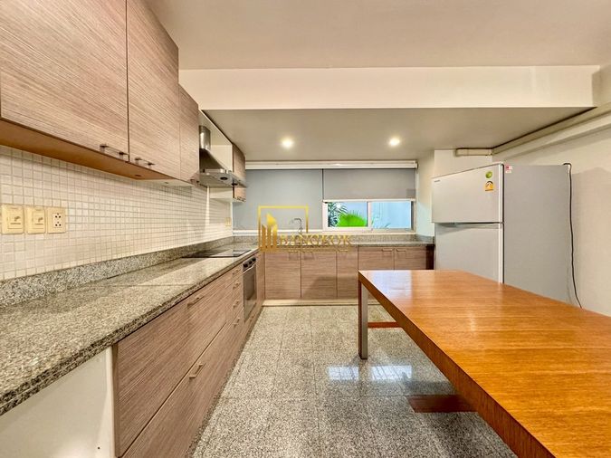 3-bed house for rent, 300 sqm, 1 sq wah, Khlong Toei