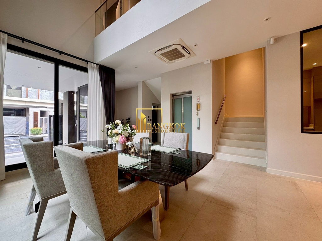 รูป Bugaan Pattanakarn | Elegant 4 Bed House in Pattanakarn Area - BR28255SH - รูปที่ 13/65
