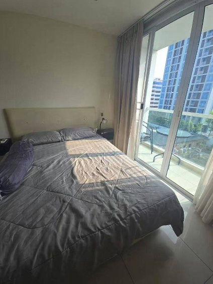 picture Art on the Hill-Condo Studio FQ - 2/10